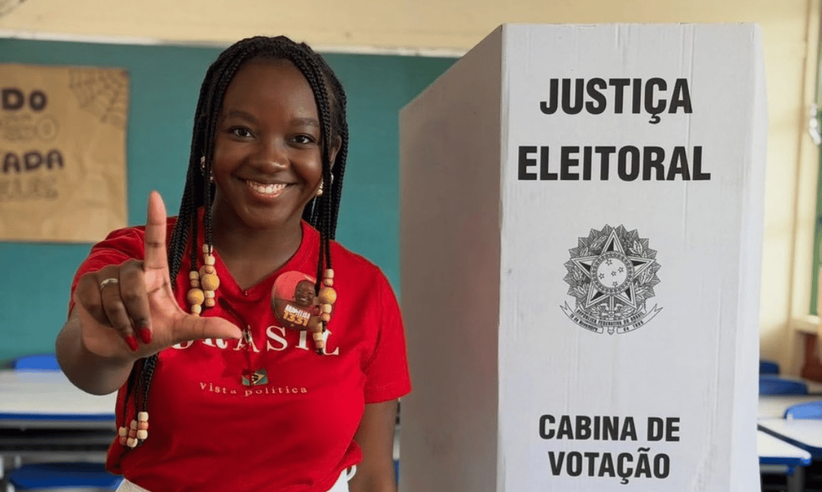 Ana Elisa é eleita deputada federal aos 21 anos em MG